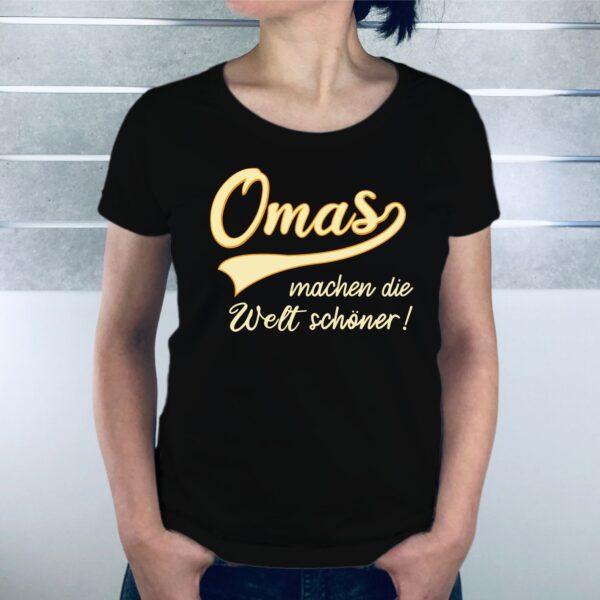 Omas machen die Welt schöner